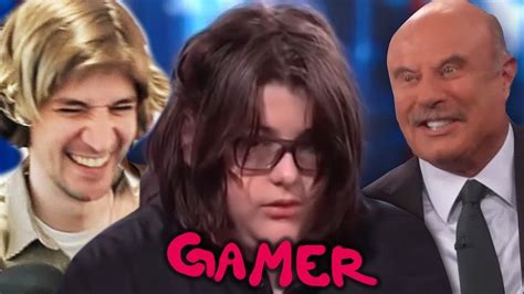 xQc Reacts to 'Dr Phil destroys Gamer boy' by PewDiePie.